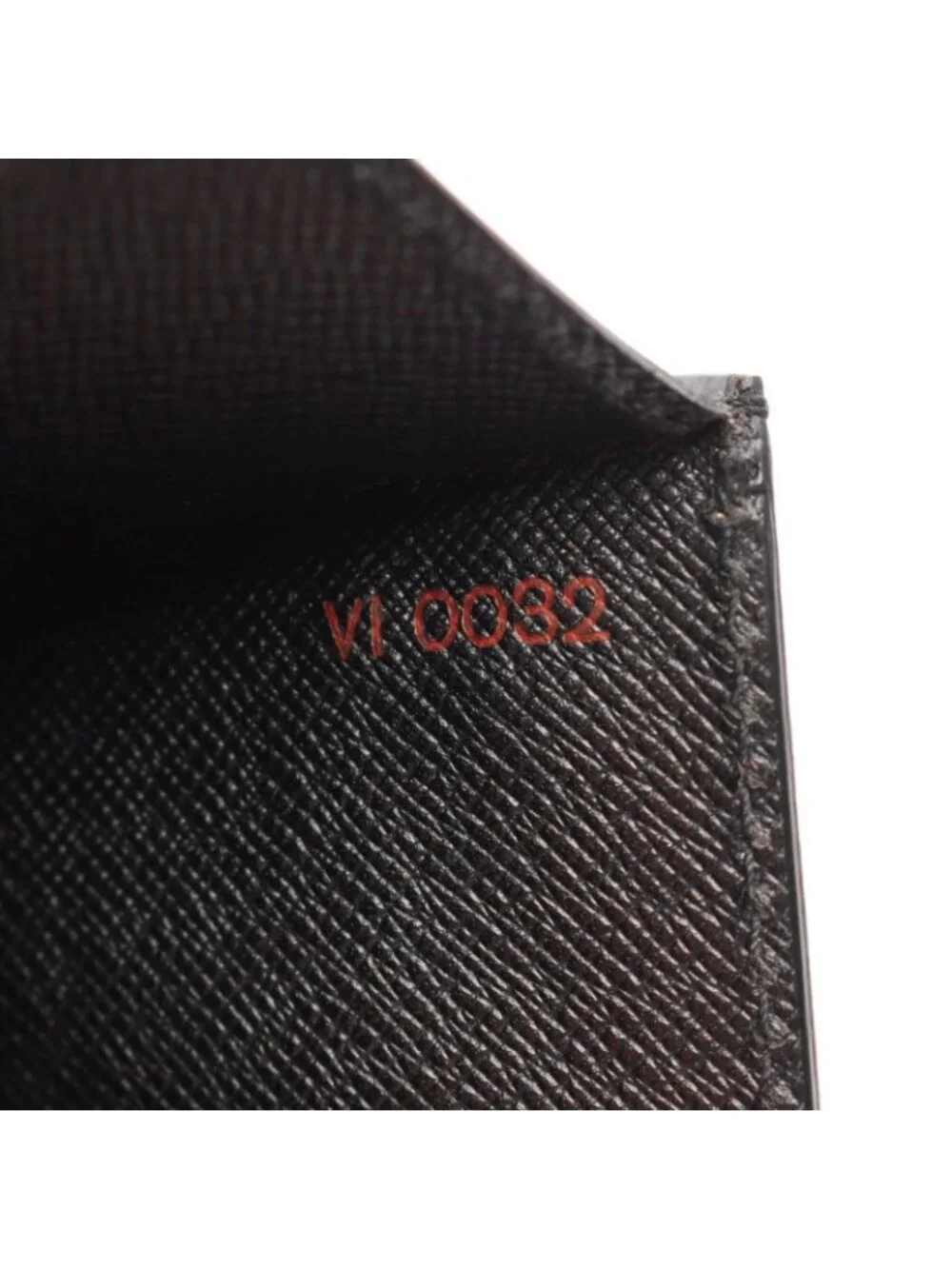 Louis Vuitton Clutch Series Dragonne Noir Leather Pochette